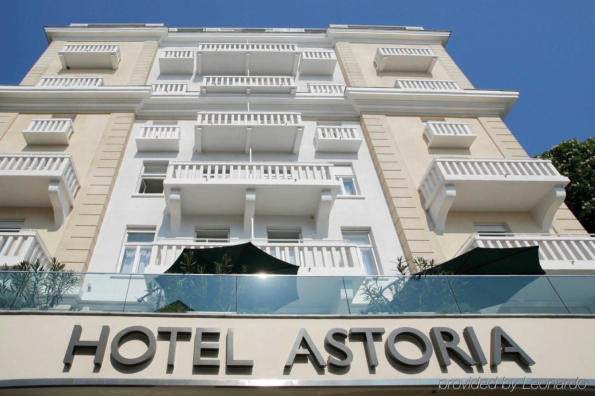 Astoria Hotel אופטיה מראה חיצוני תמונה